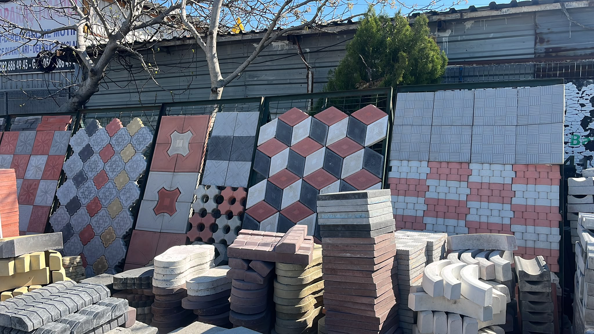 Kilit parke, 3D karo ve çim taşı teşhir — Karakaş Ticaret