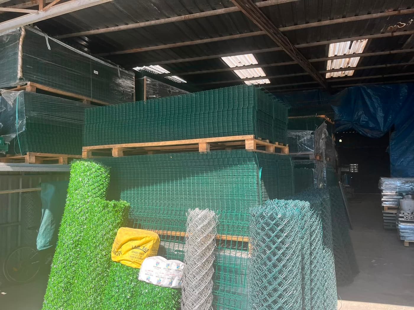 Kırmızı gri kilit parke karışım